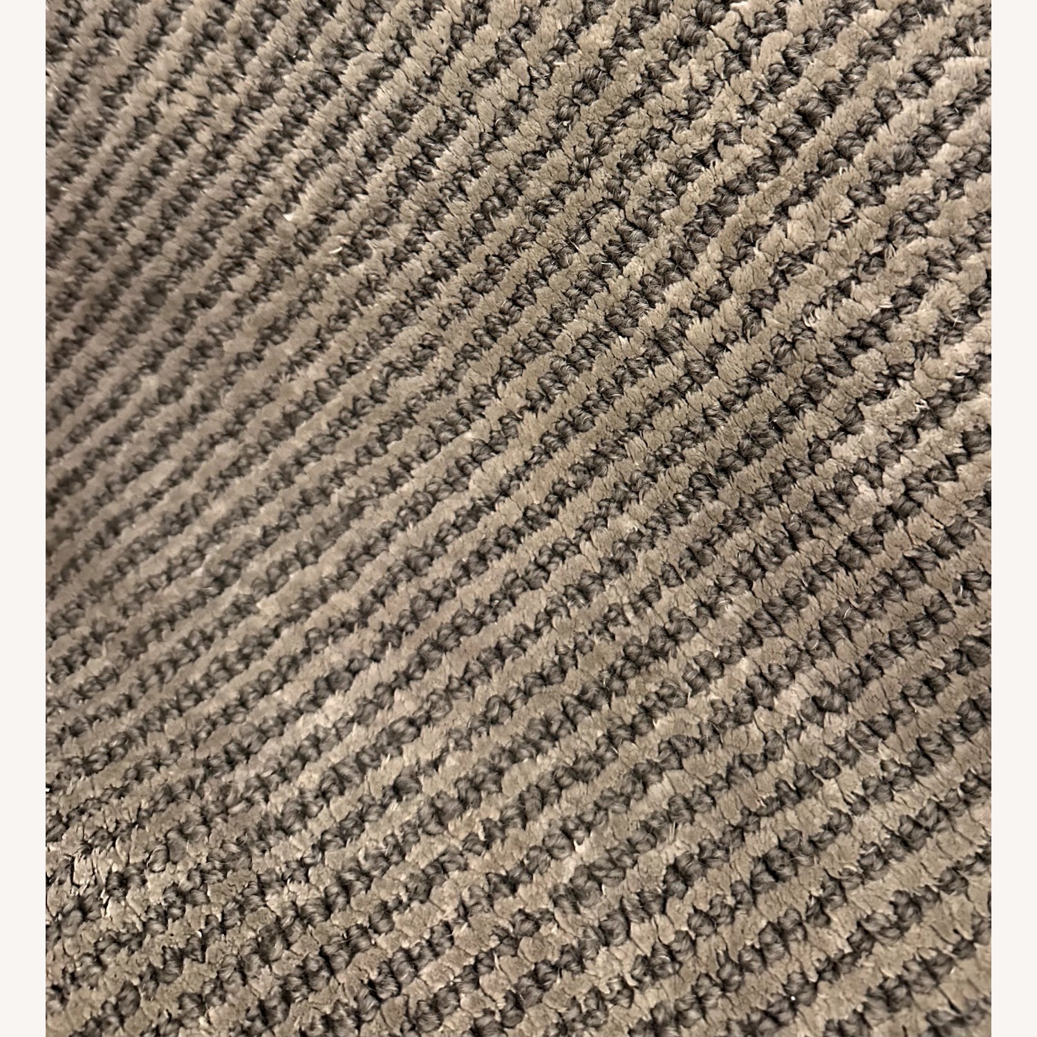  Vandenloom Muted Green Wool-blend Rug - image-2