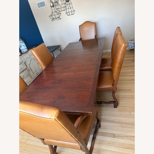 Used Acquisitions by Henredon Table (incl 6 Chairs) for sale on AptDeco