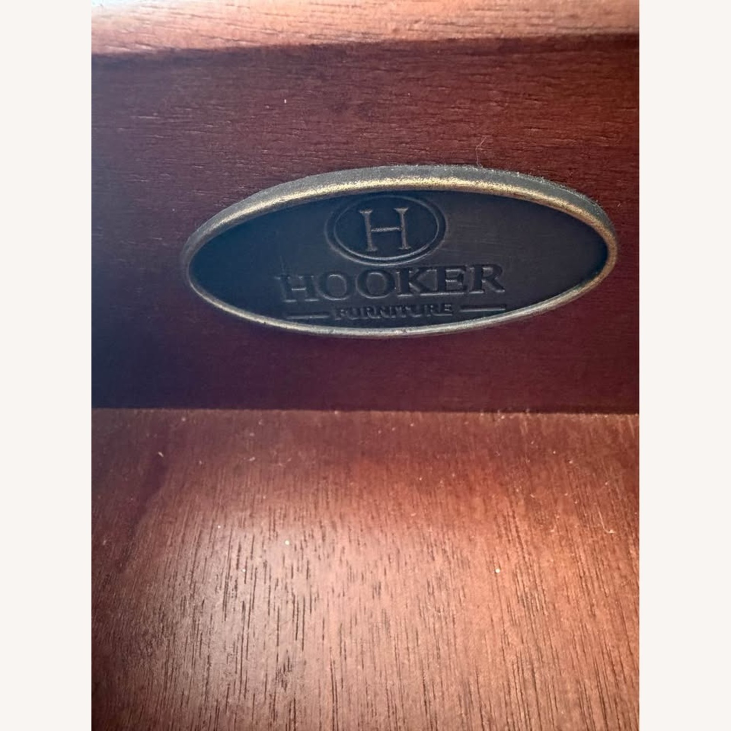 Hooker Furniture Corporation White Sideboard - image-2