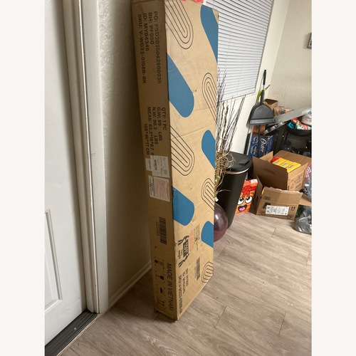 Used Brand new Furmax 6 (never opened) for sale on AptDeco