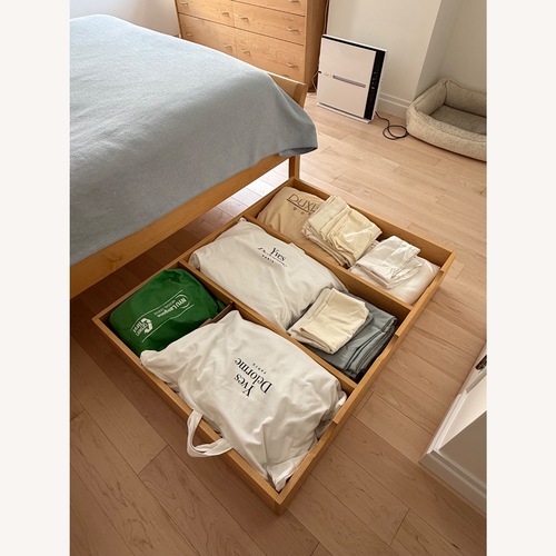 Used Pompanoosuc Mills Maple Wood Underbed Storage Box for sale on AptDeco
