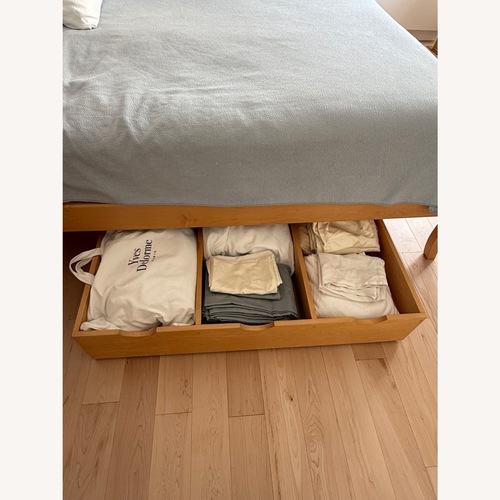 Used Pompanoosuc Mills Maple Wood Underbed Storage Box for sale on AptDeco