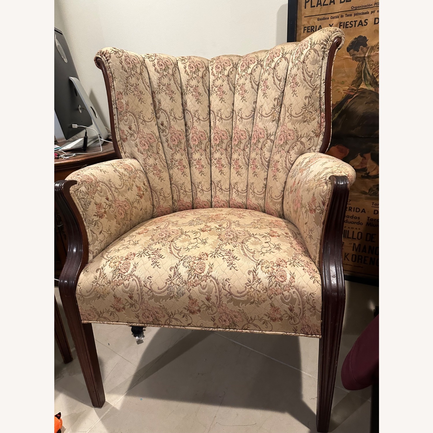 Classic Arm Chair - image-2