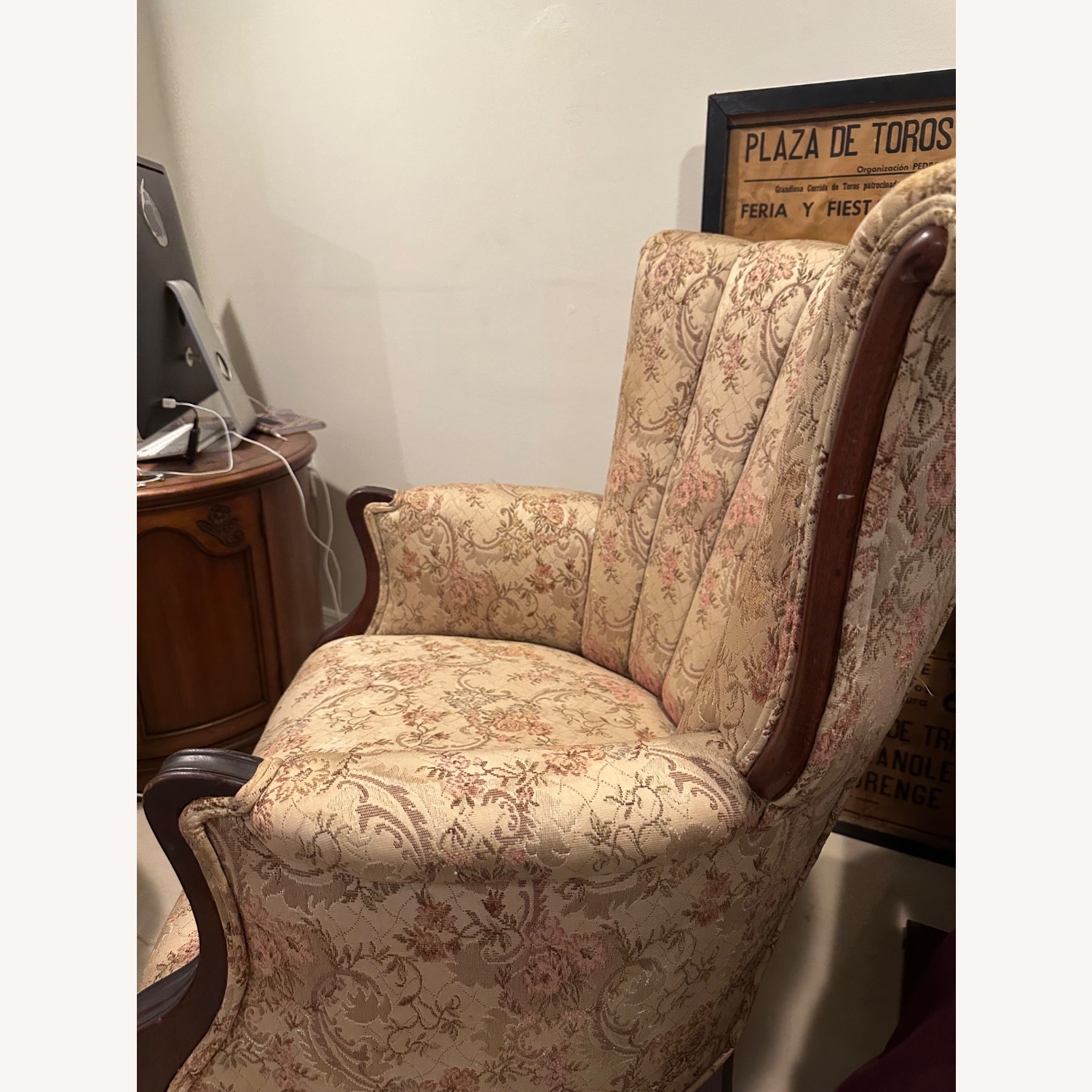 Classic Arm Chair - image-1