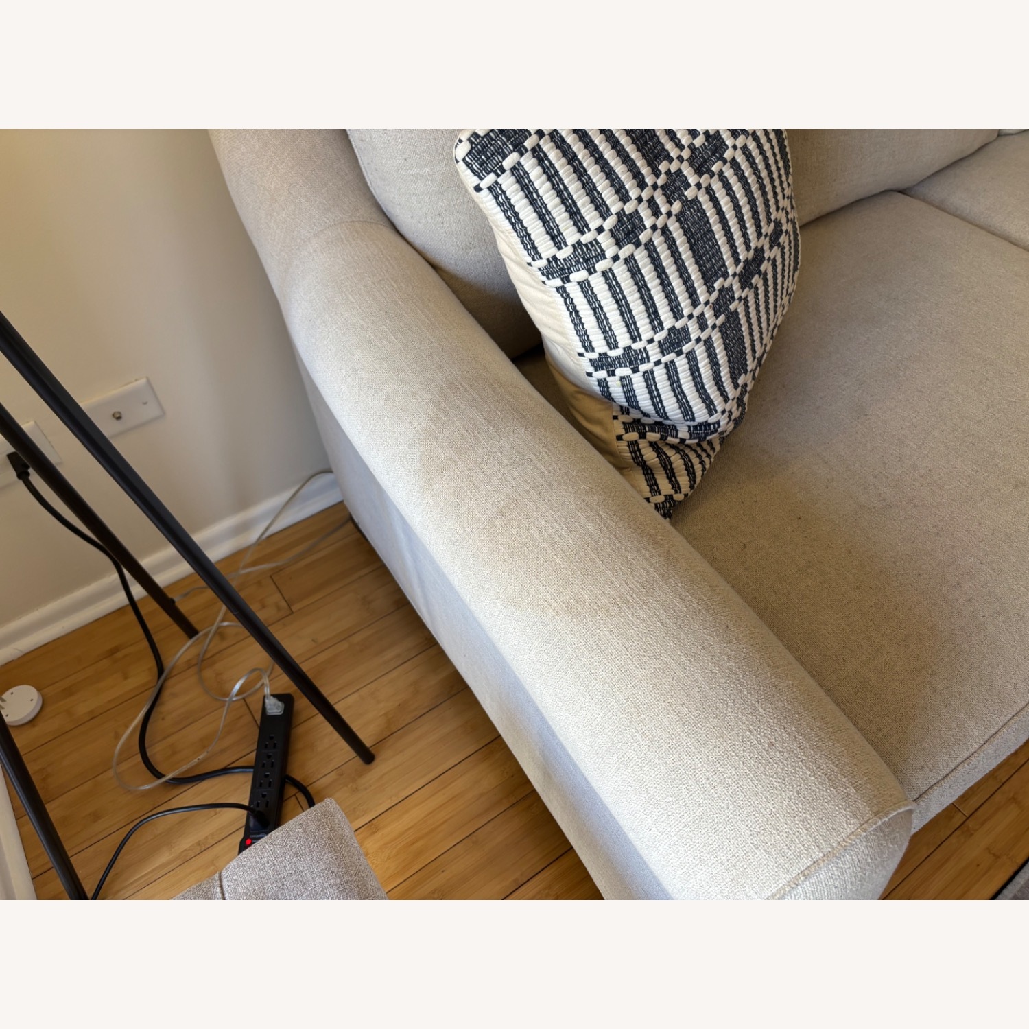 Raymour & Flanagan Gemma Sofa - image-4