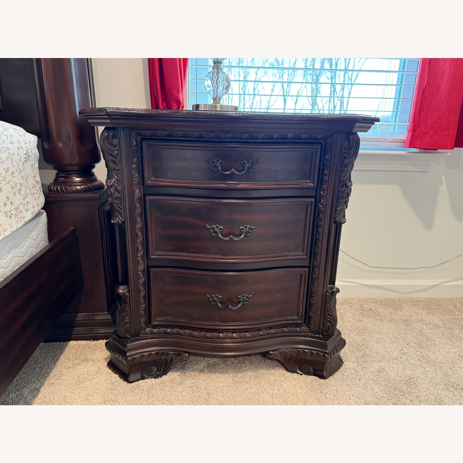 Canopy King Bed - image-4