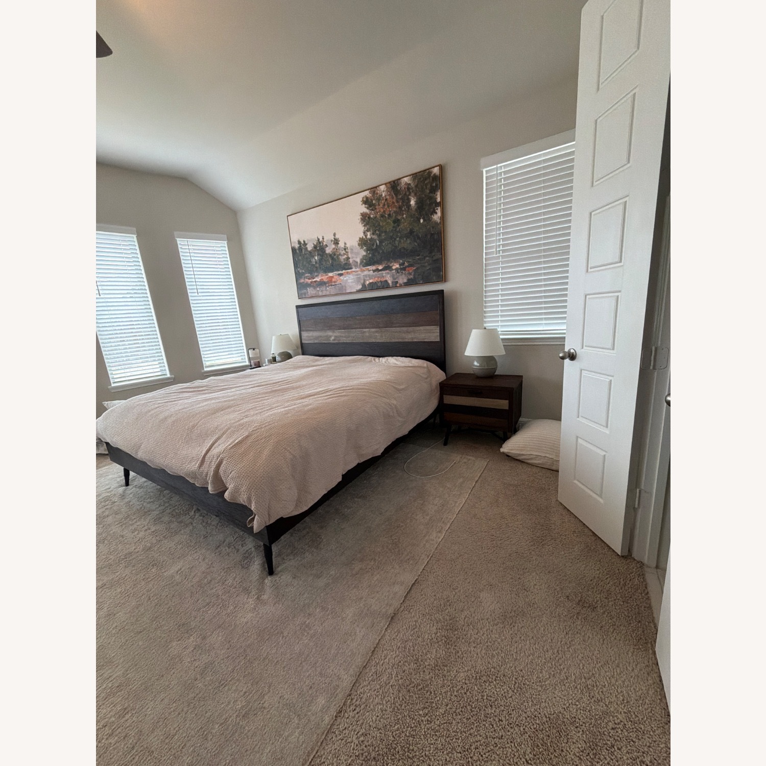 Rooms To Go  Dark Brown Wood King Bed - image-2