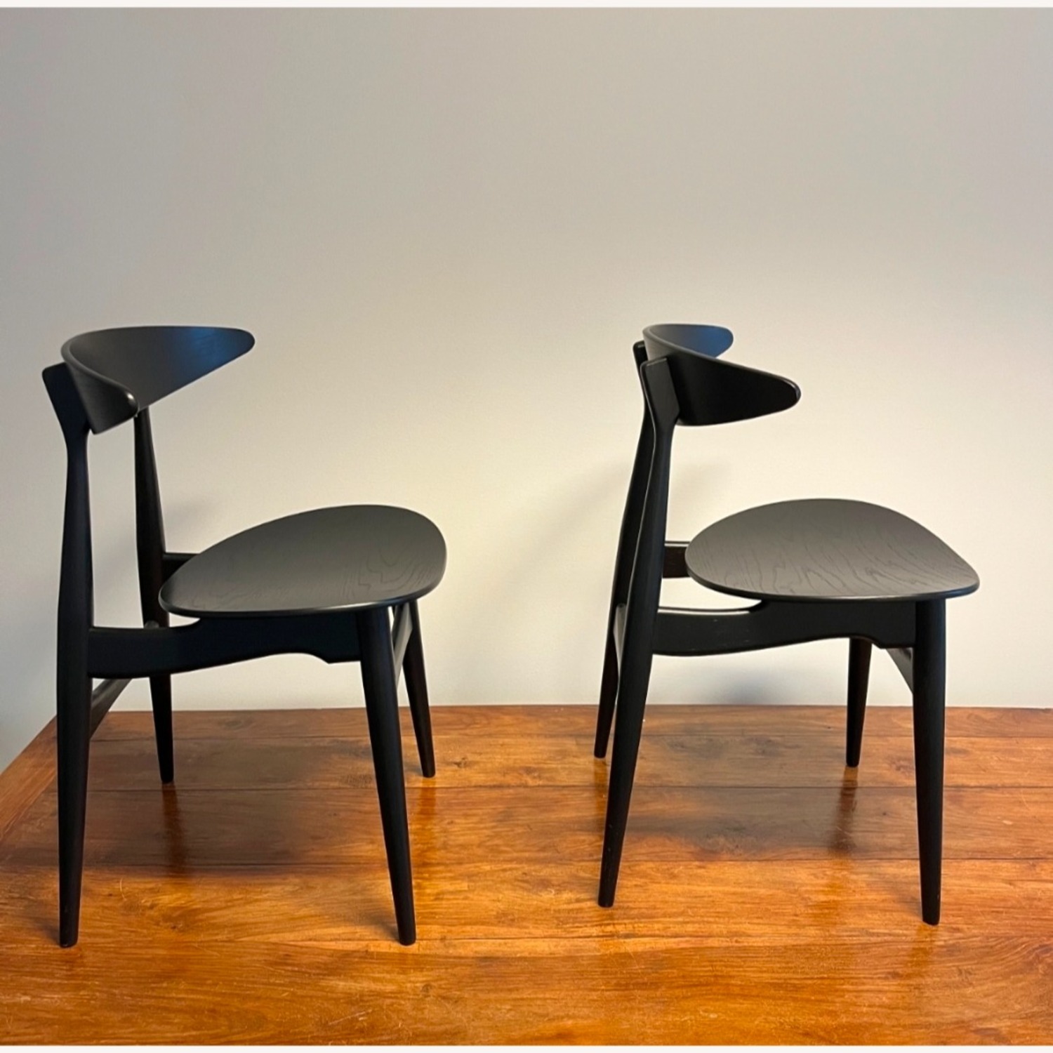 A pair CH33 Chair by Hans Wegner Black - image-2