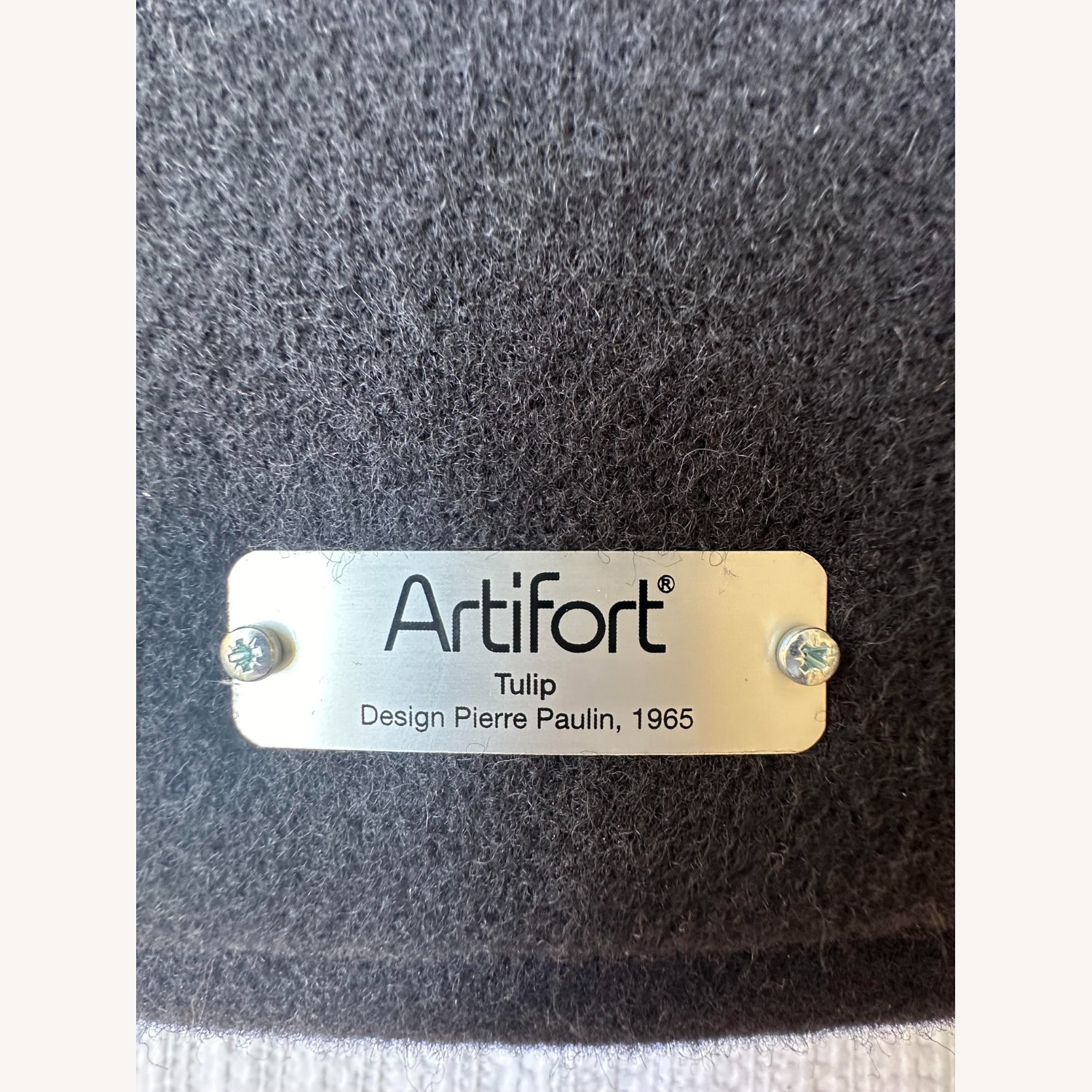 Pair of Artifort Pierre Paulin Little Tulip Chairs - image-13