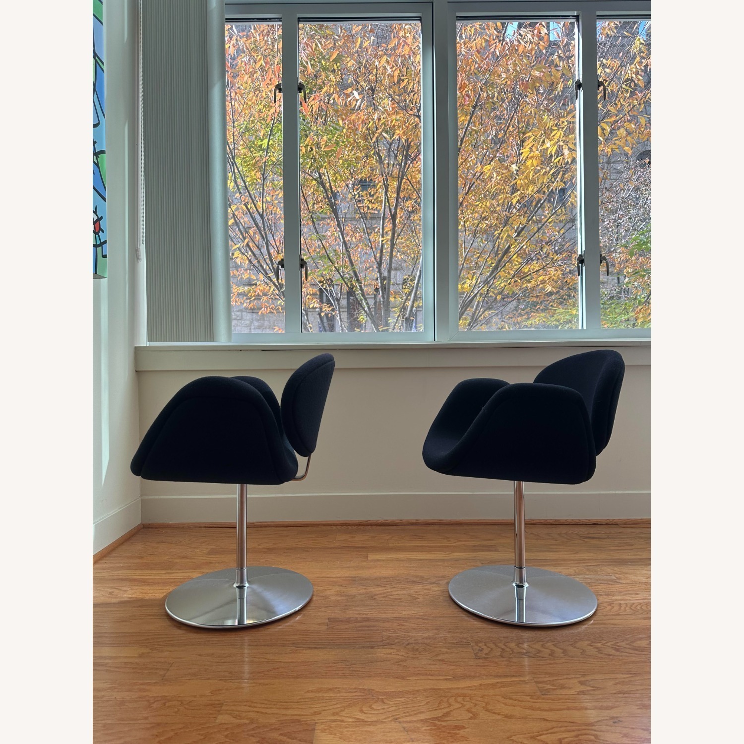 Pair of Artifort Pierre Paulin Little Tulip Chairs - image-2