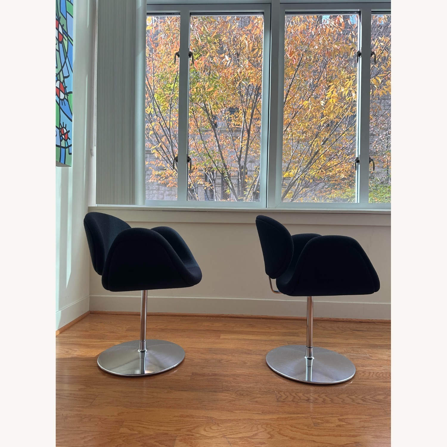 Pair of Artifort Pierre Paulin Little Tulip Chairs - image-3
