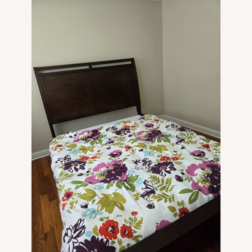 Used Art Van Bed for sale on AptDeco