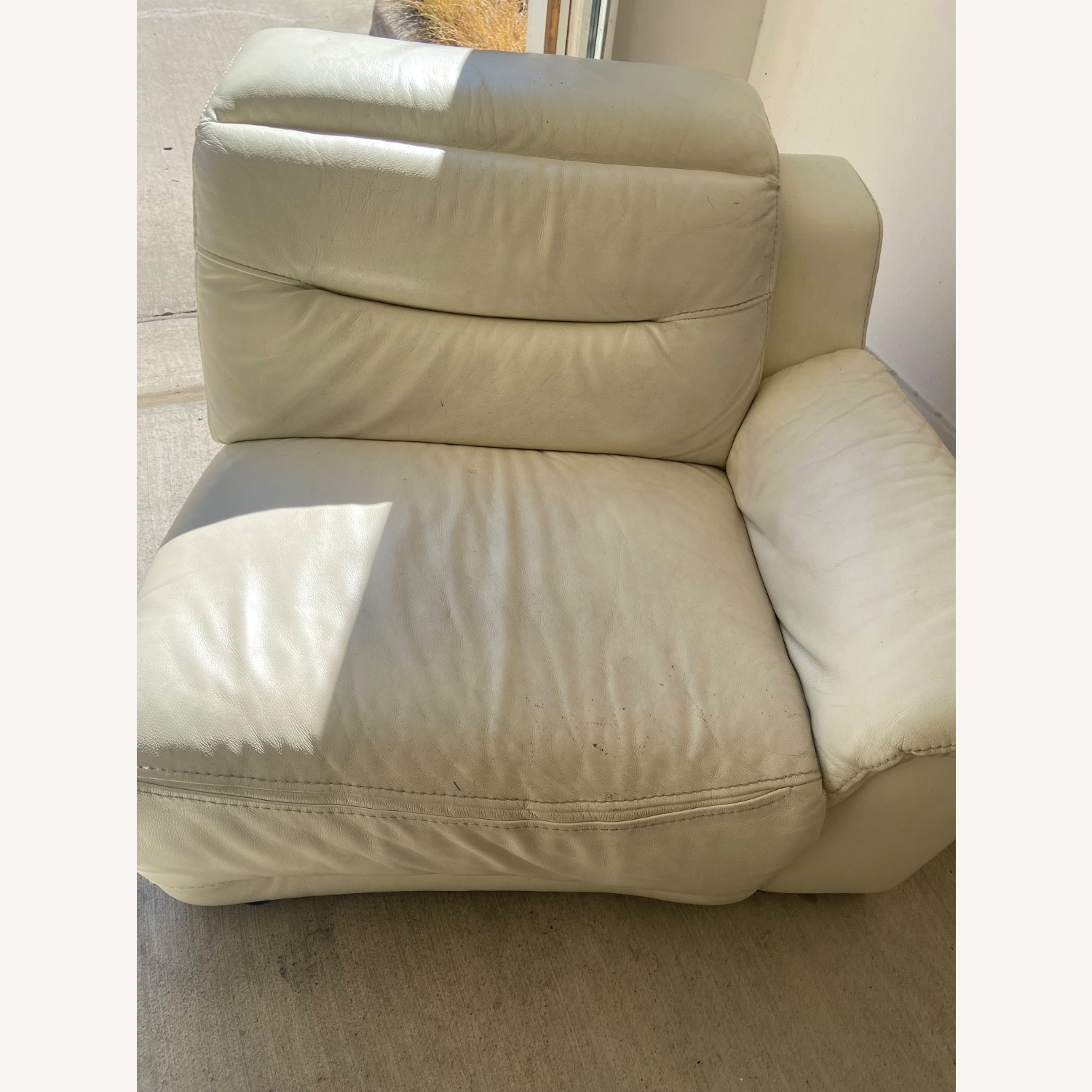 Ashley Brannigan White Leather 3+ Seater Sofa - image-2