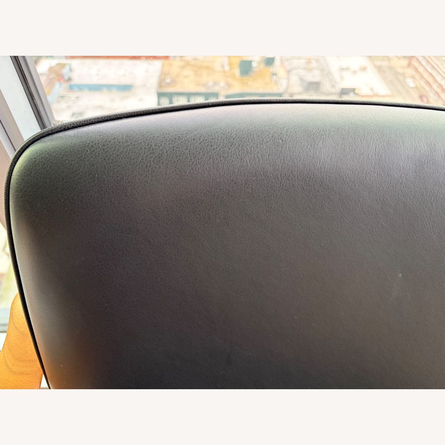 Saarinen & Eames  Modell 711 Black Leather Armchairs - image-13