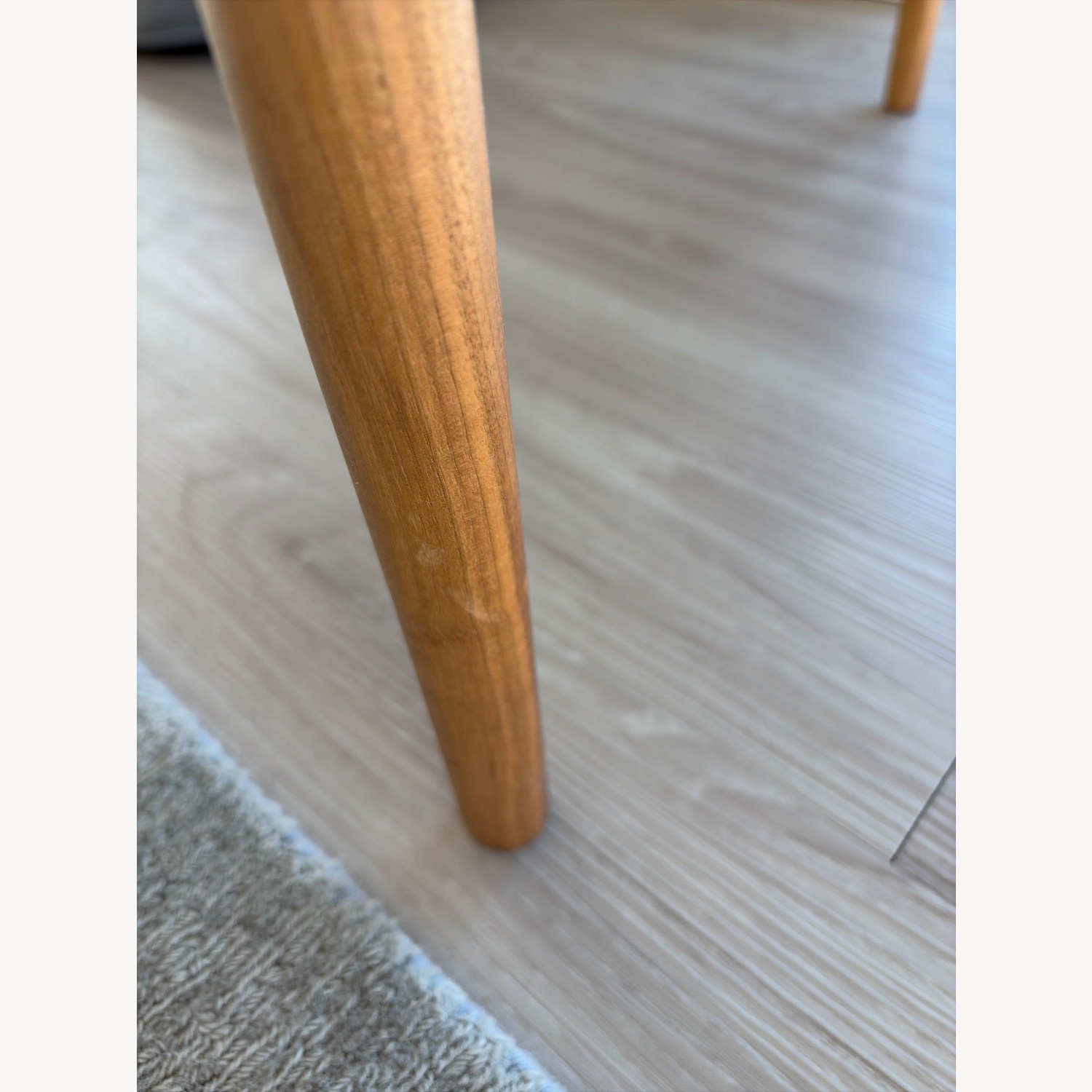 Saarinen & Eames Modell 711 Black Leather Armchairs - image-5