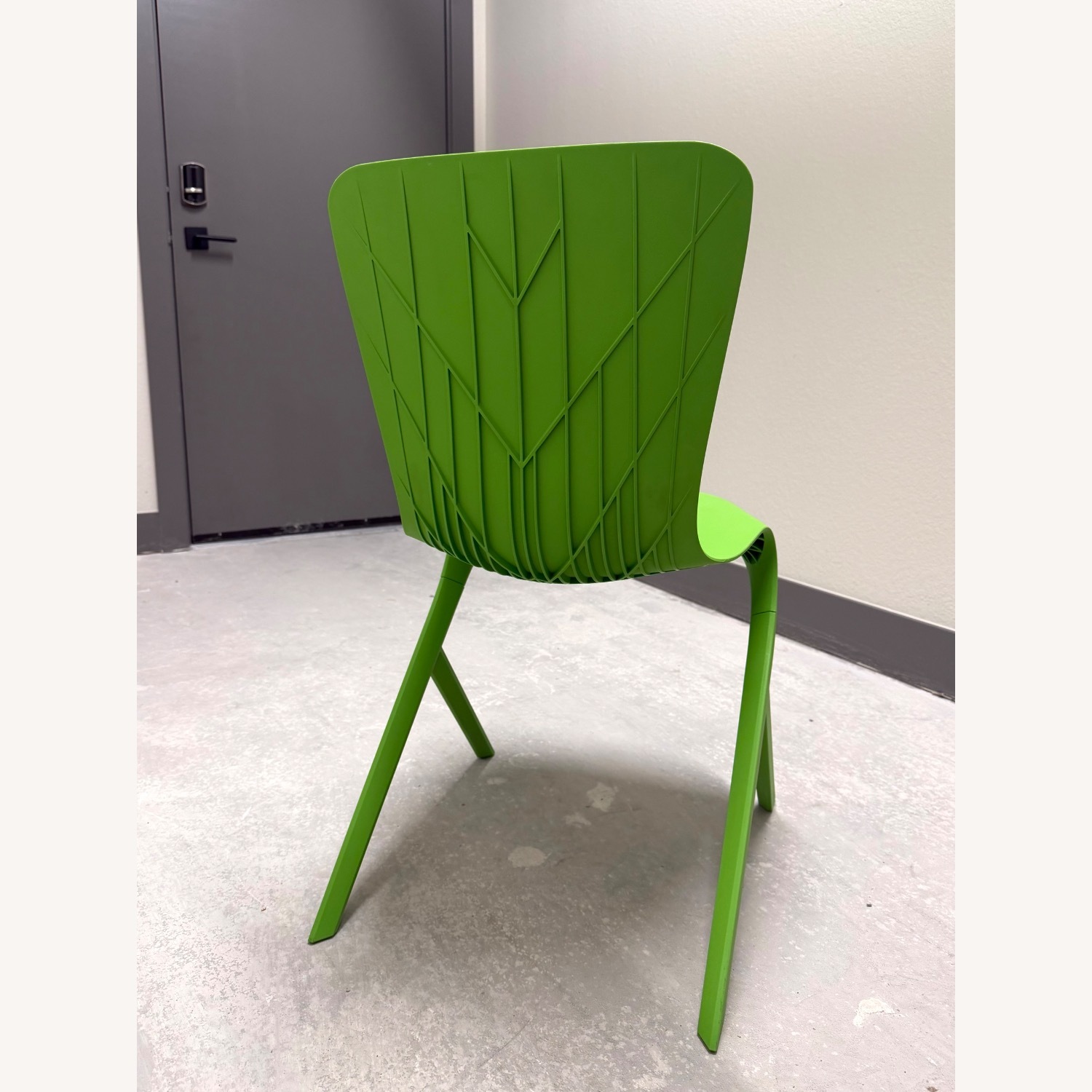 Knoll Washington Skin Green Dining Chair - image-7