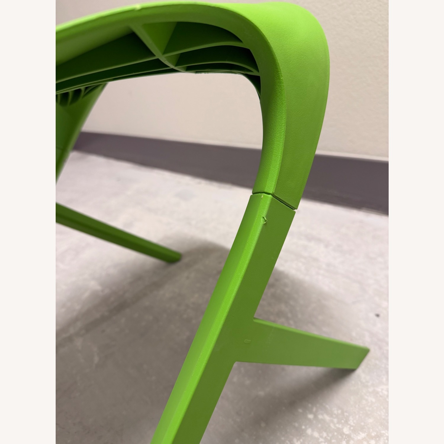 Knoll Washington Skin Green Dining Chair - image-12