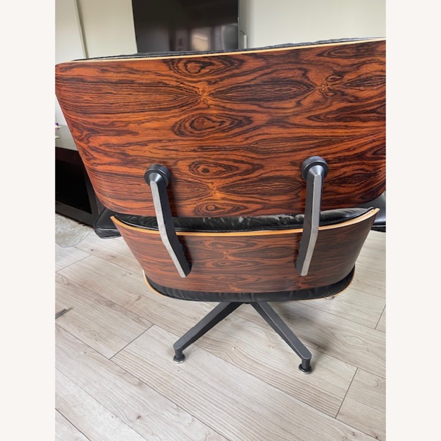 Vintage/Antique Eames Chair Black Accent Chair - image-4