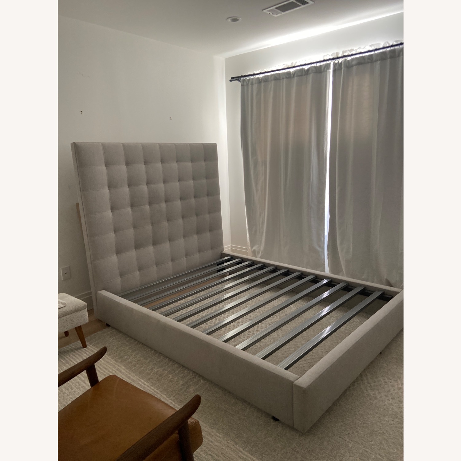 Room & Board Jasper Light Gray Fabric Queen Bed - image-4