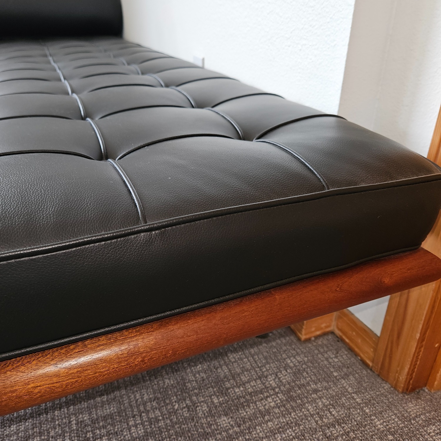 Knoll Barcelona Couch Black Leather Chaise Lounge - image-37