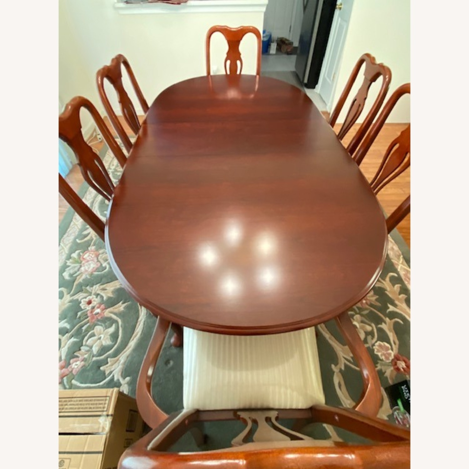 Elegant Cherry Finish Dining Table W 6 Chairs - image-4