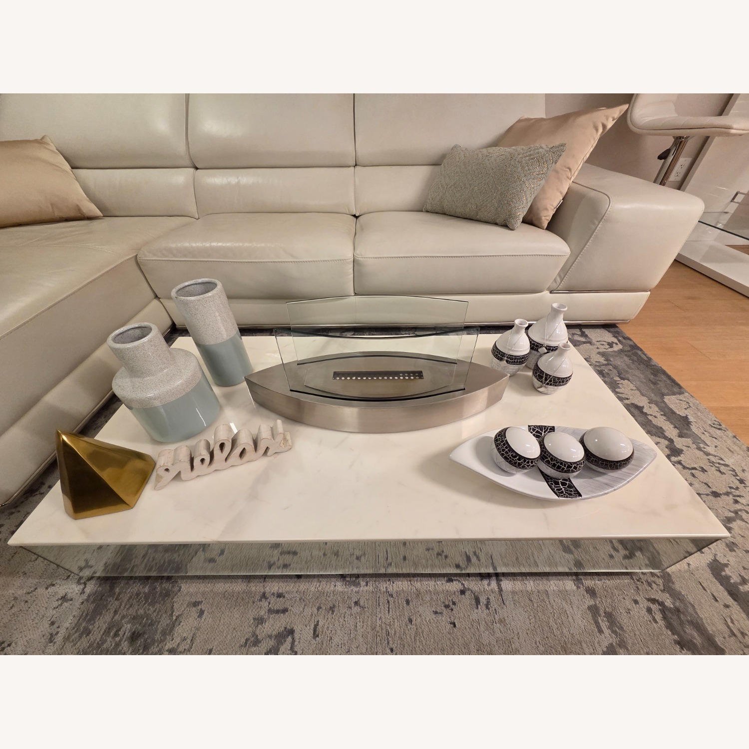 Modani  Bergamo White 2 Piece Sectional - image-2