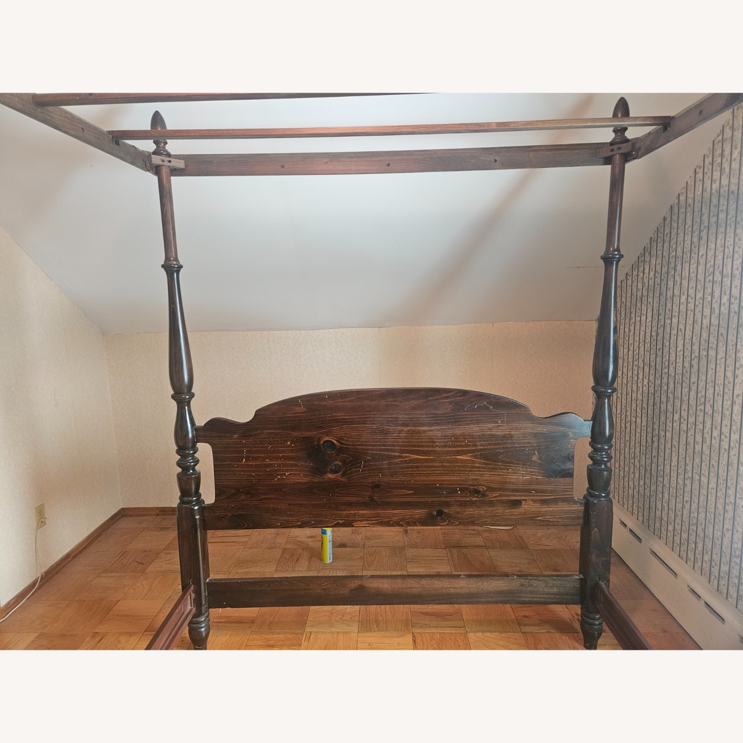 Ethan Allen American Pine Spindal Canopy Bed - image-3