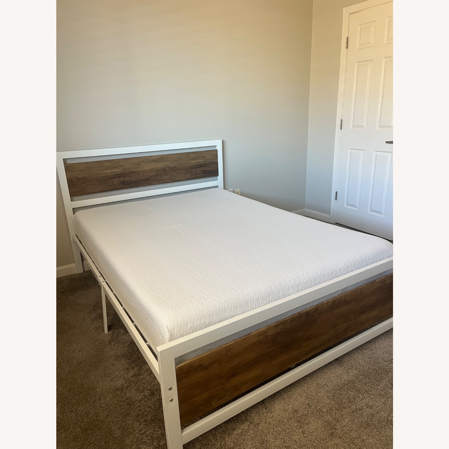 White Full Bed - image-2
