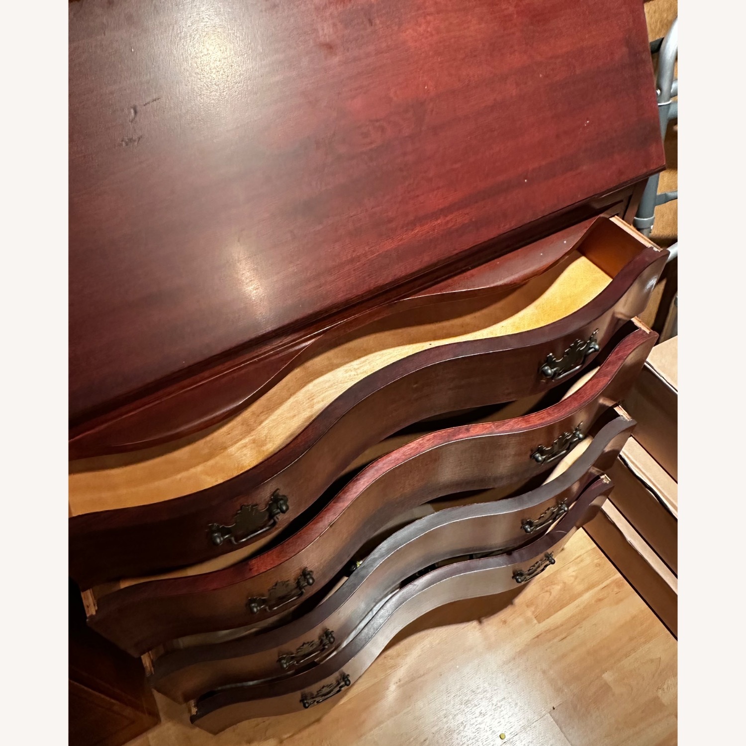 Secretary Desk/Hutch Ball-claw Feet - image-3