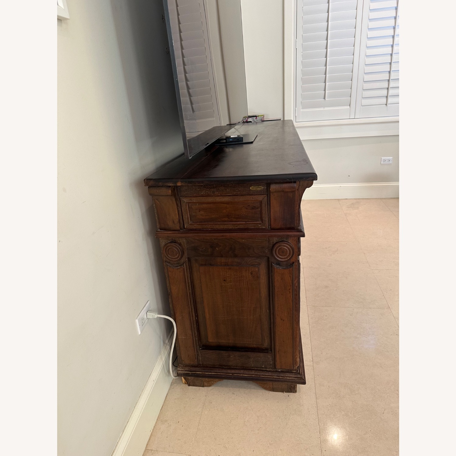 Vintage/Antique Dark Brown Wood Sideboard - image-4
