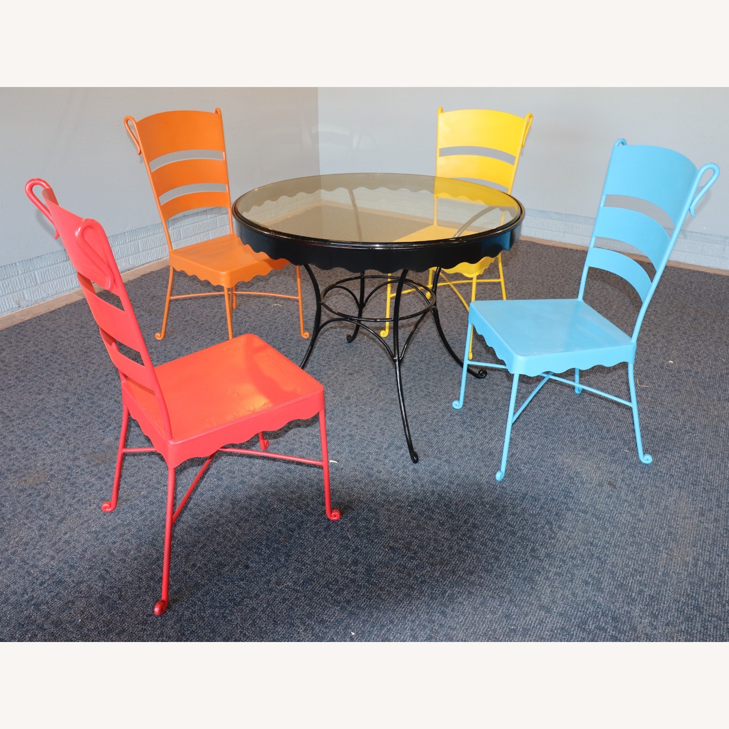 Vintage/Antique Patio Furniture - image-8