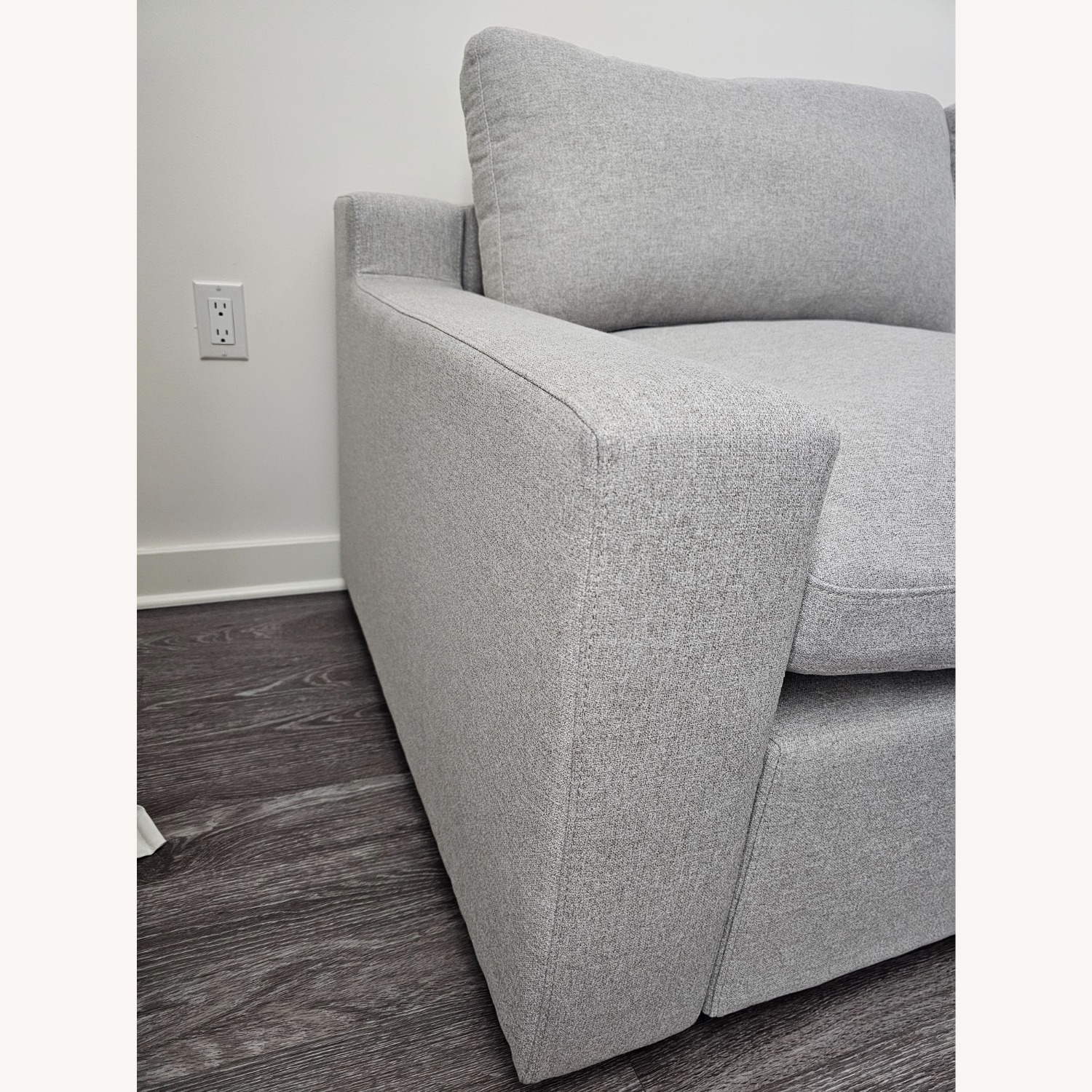 Cozey Ciello 3+ Piece Sectional with Ottoman - image-4