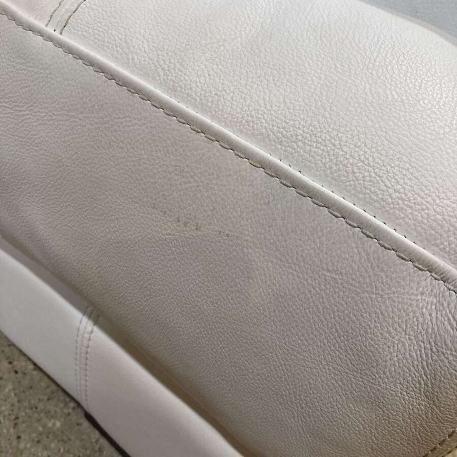 3pc Curved Italian Leather Sectional White - image-12