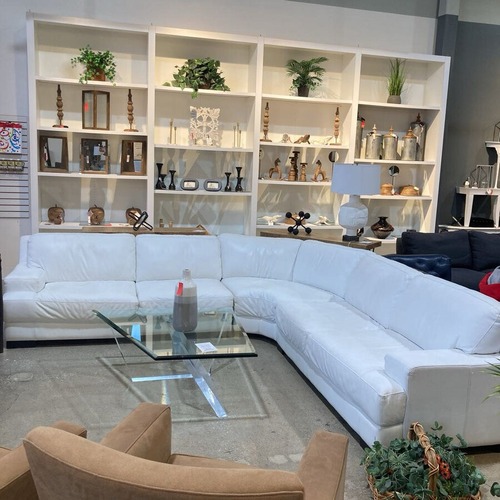 Used 3pc Curved Italian Leather Sectional White for sale on AptDeco