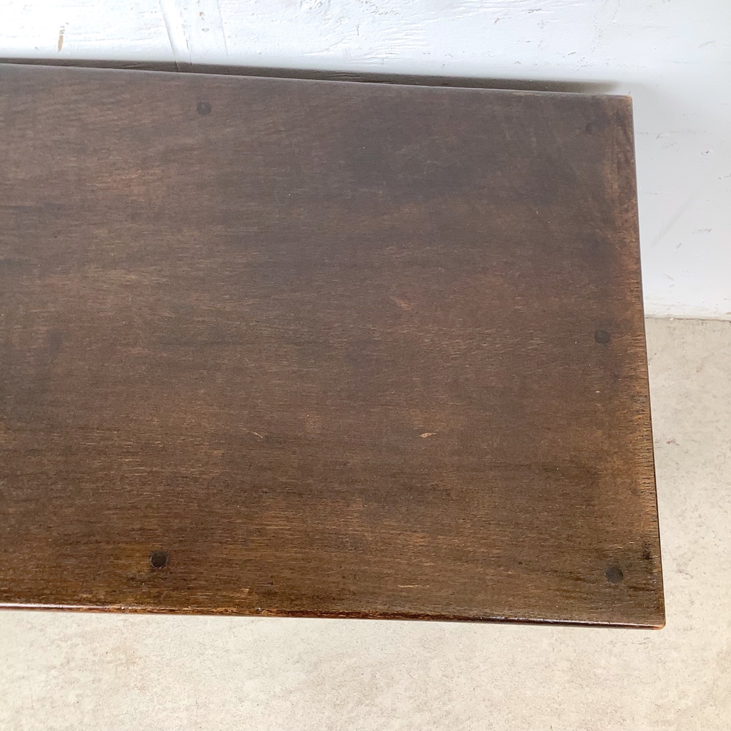 Vintage English-Style Nesting Tables – Set of 3 - image-9