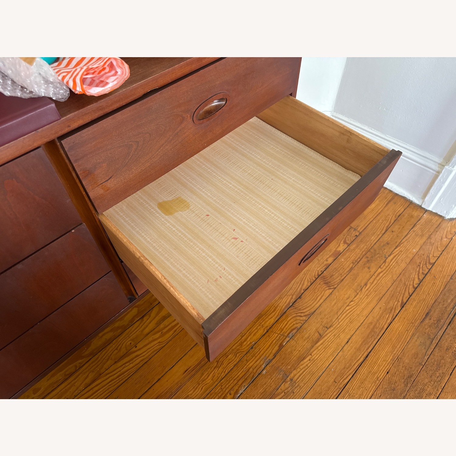 MId Century Credenza / Dresser - image-9