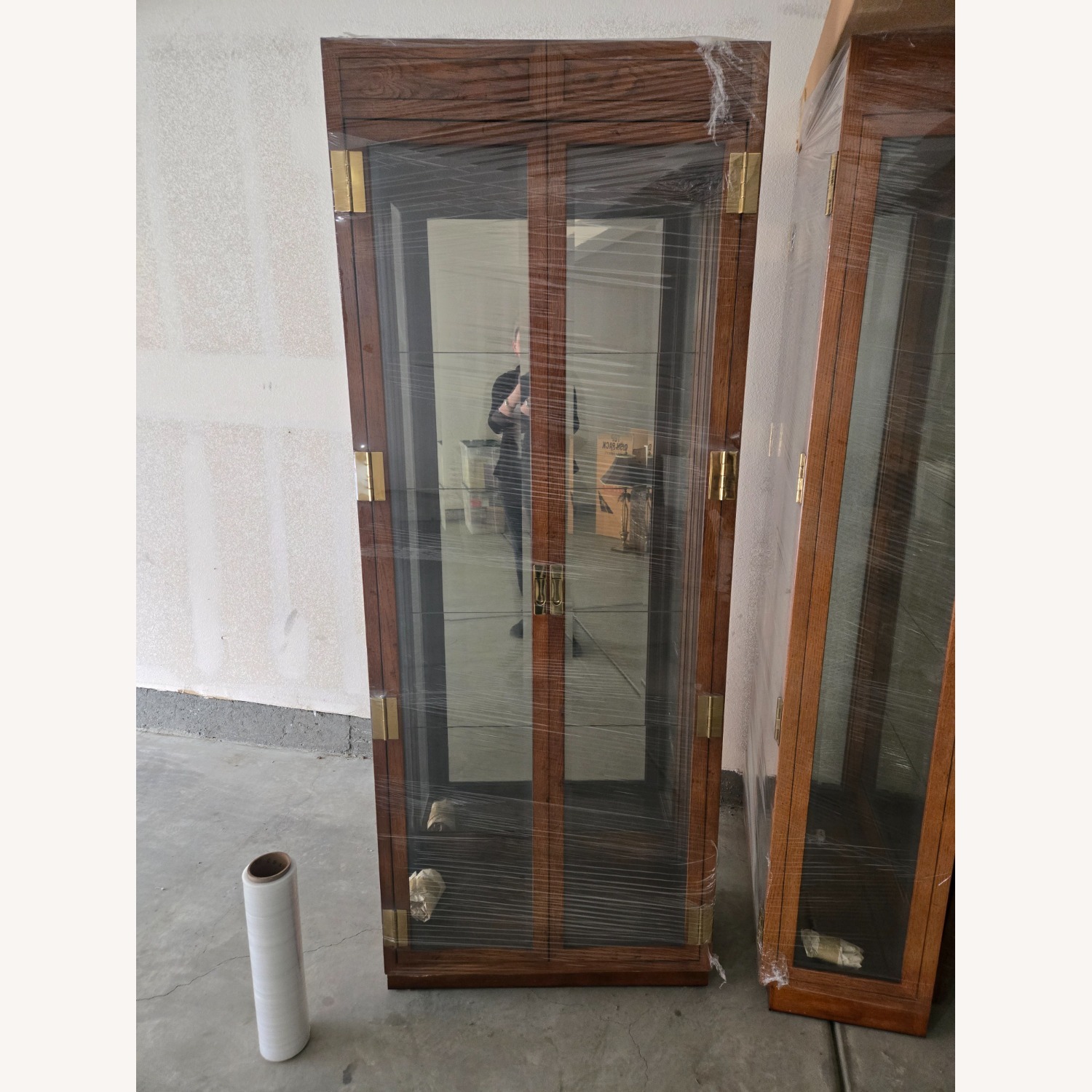 Henredon Scene One Wood Display Cabinets - image-1