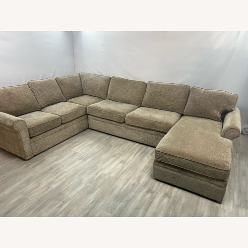 Used Raymour & Flanigan Nelson 4pc Sectional for sale on AptDeco