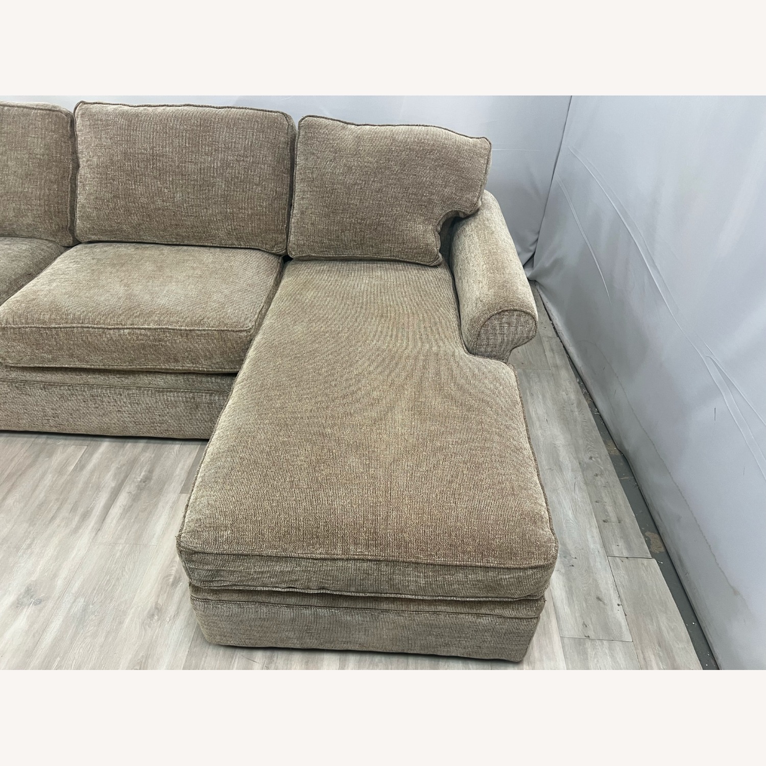 Raymour & Flanigan Nelson 4pc Sectional - image-9