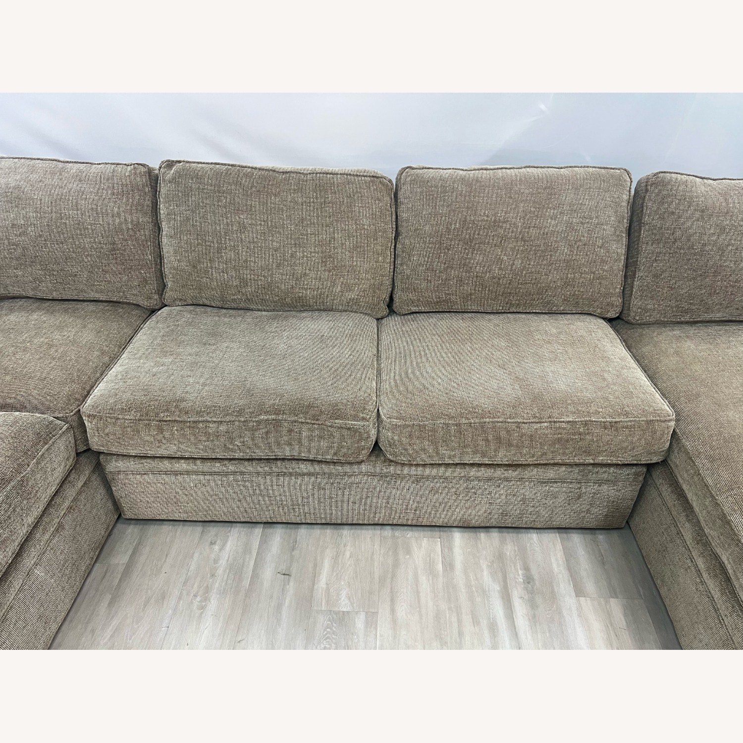 Raymour & Flanigan Nelson 4pc Sectional - image-8