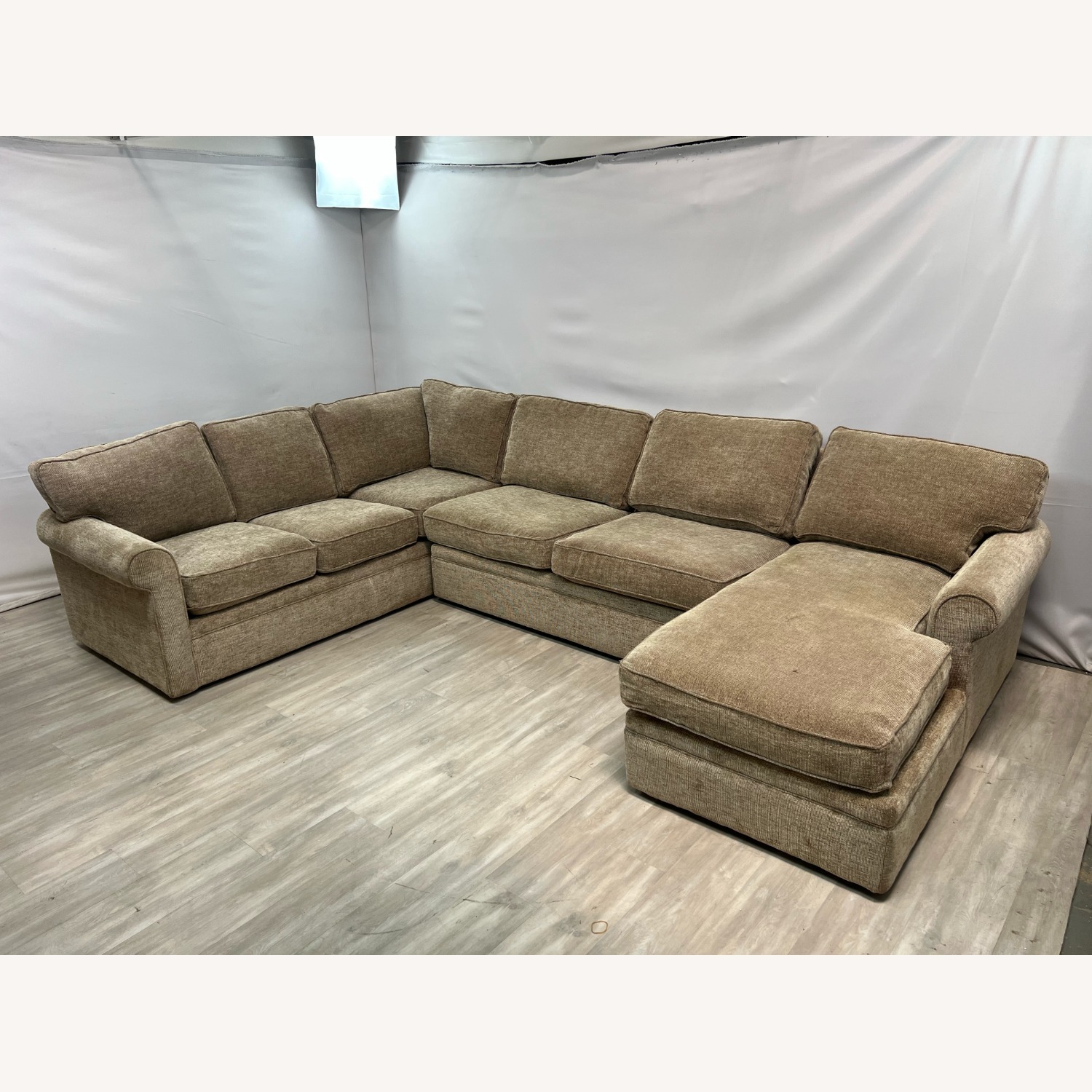 Raymour & Flanigan Nelson 4pc Sectional - image-3