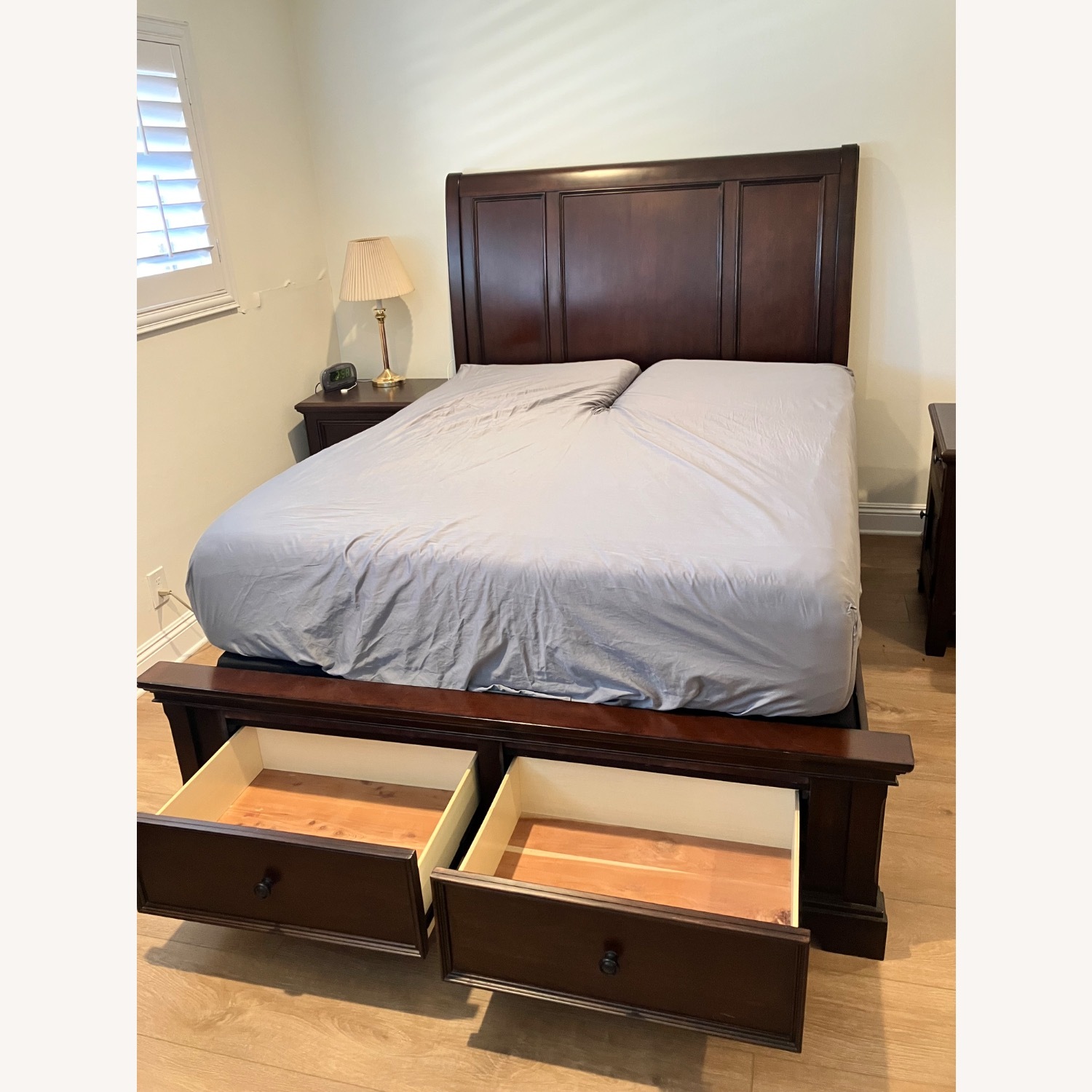 Queen Platform Bed W Headboard, Footboard  - image-3