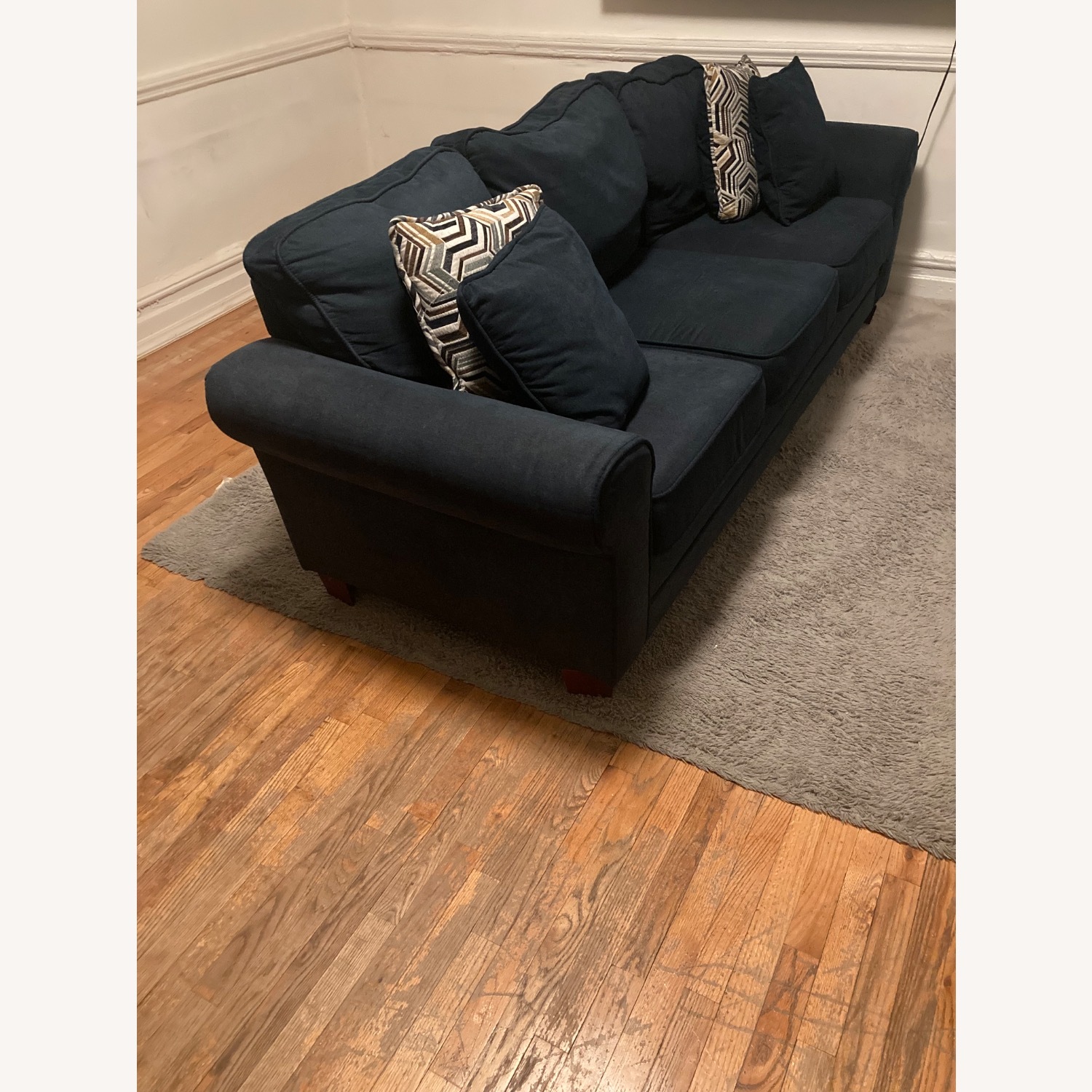 Bob's Discount Furniture Blue 2 Seater Sofa - image-0
