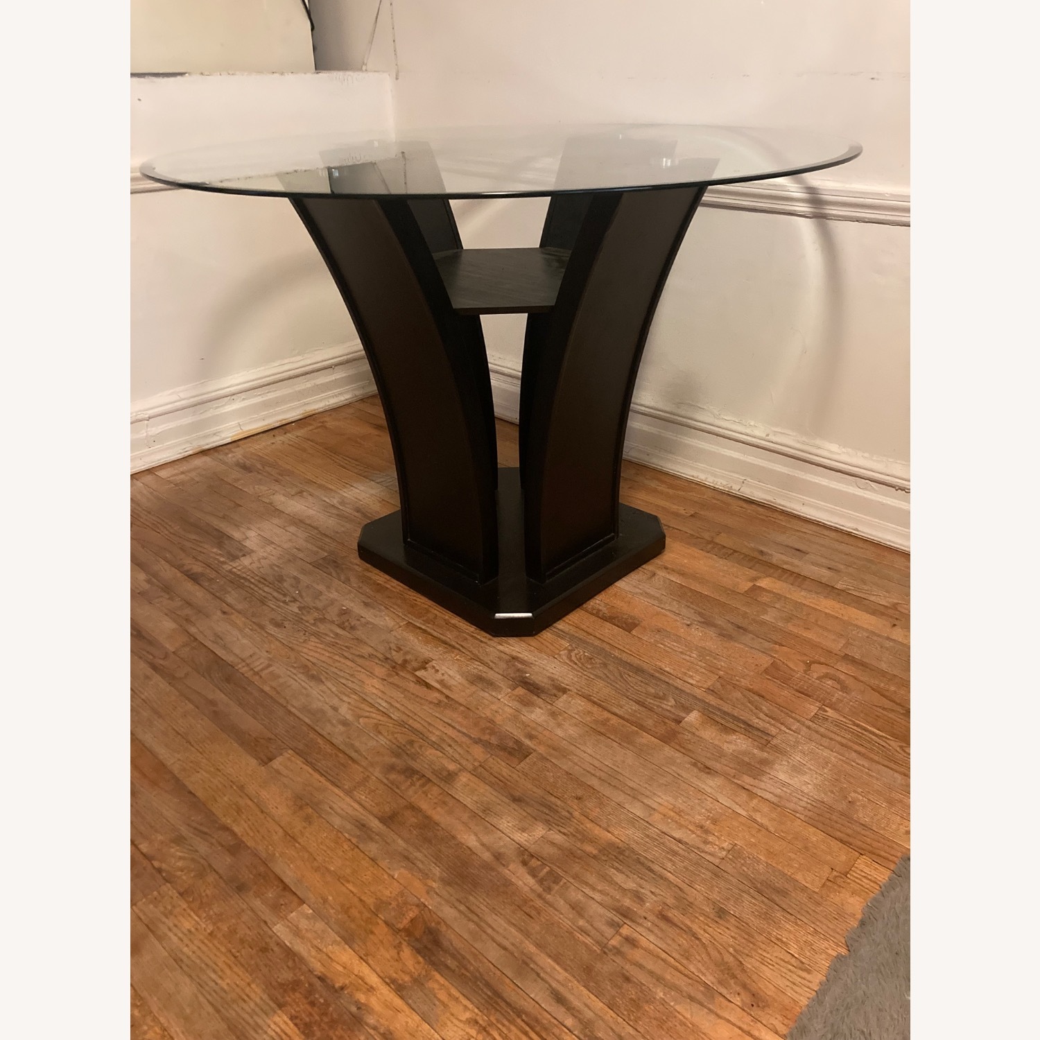 Bob's Discount Furniture Dining Table - image-5