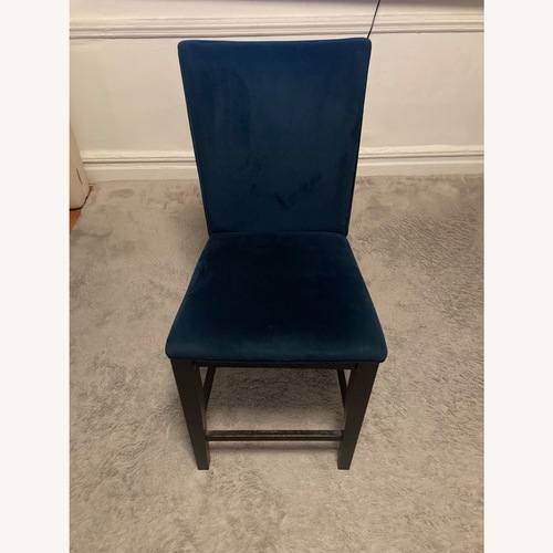 Used Bob's Discount Furniture Dining Chairs for sale on AptDeco
