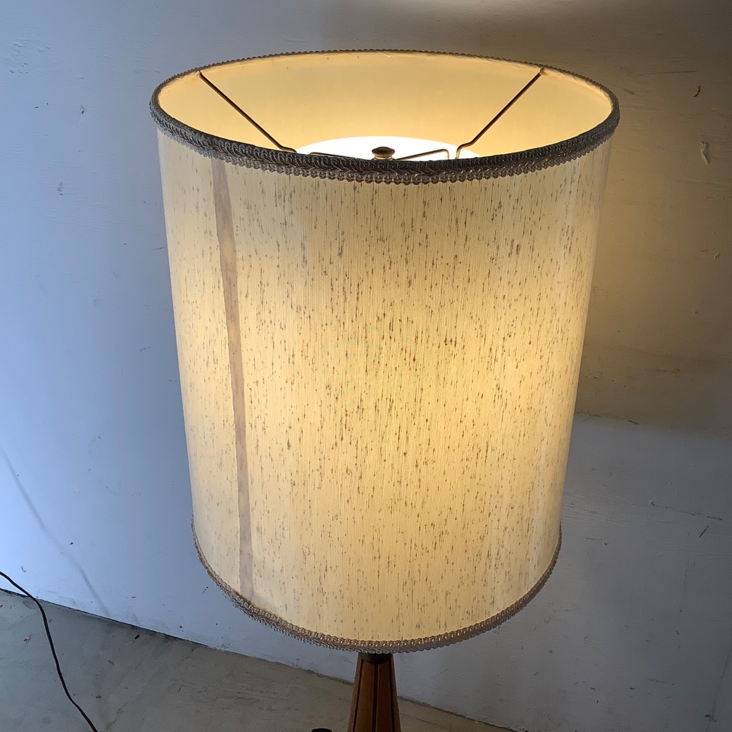 Mid Century Modern Walnut & Brass Table Lamp - image-12