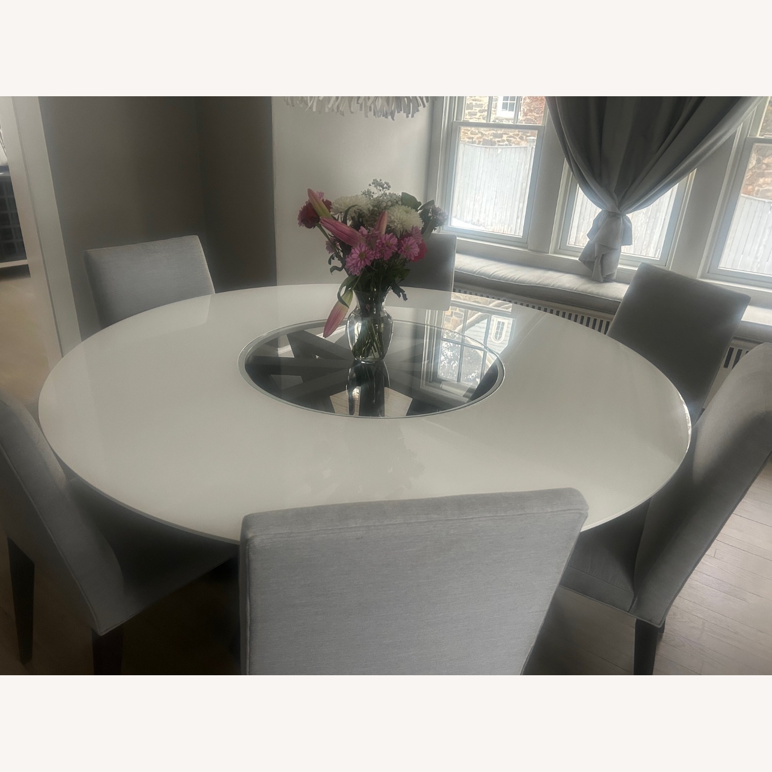 White Lacquer Dining Table, Wood Base + 6 Chairs - image-5