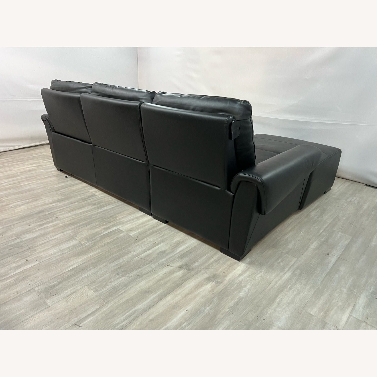 Latitude Run Minnich Power Reclining Sectional - image-6