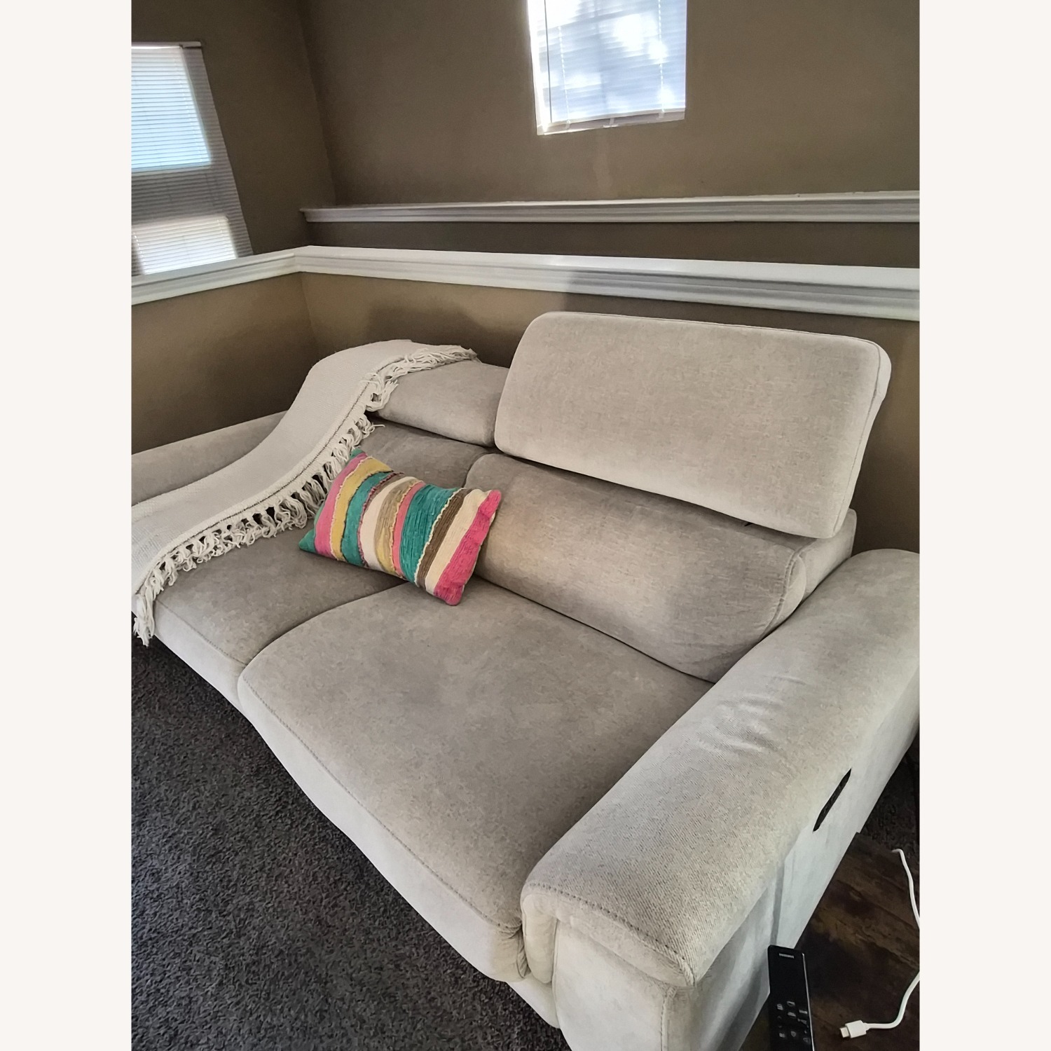 Rooms To Go Weatherford White 2 Seater Sofa - image-3