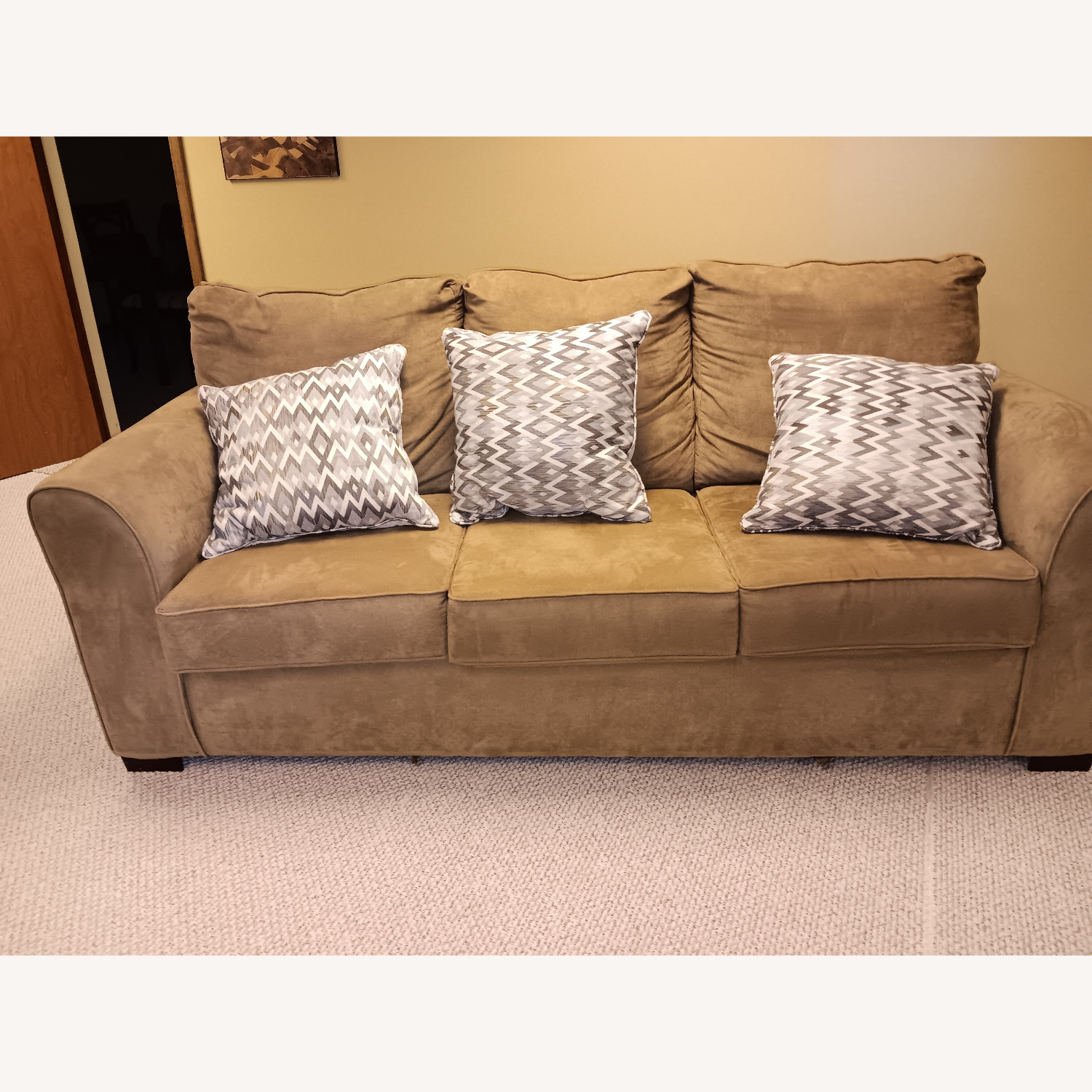 American Furniture Manufacturing 3+ Seater Sofa - image-5